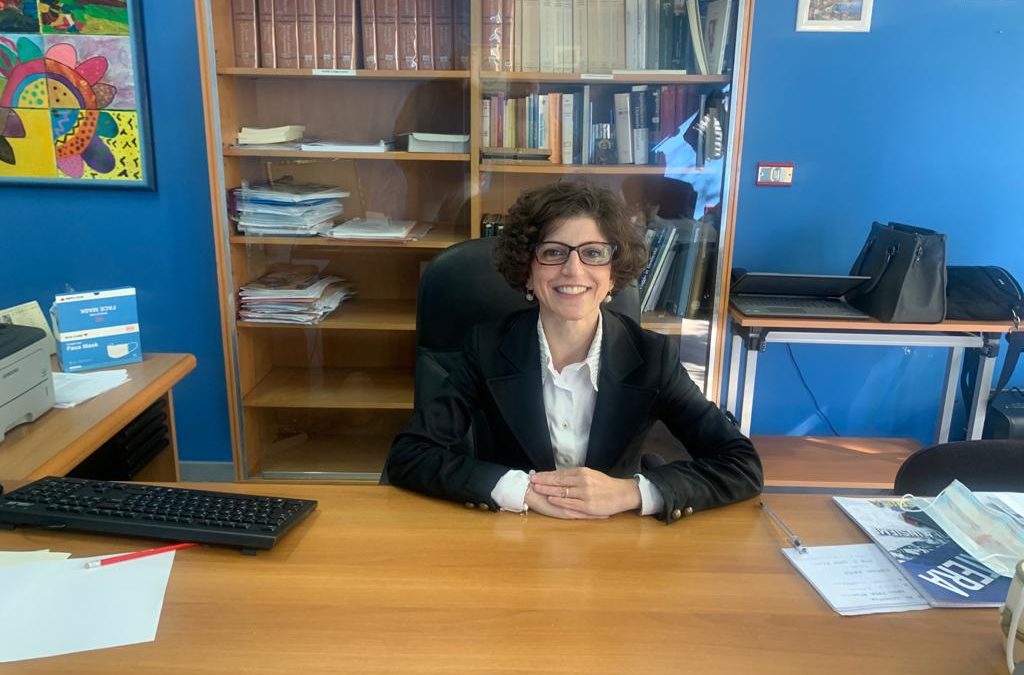 “L’entusiasmo dei ragazzi e la sinergia dei docenti con studenti e genitori: ecco come ha riaperto l’istituto che dirigo”. Intervista alla professoressa Di Bello, dirigente scolastico del Comprensivo “Ilvento” di Grassano