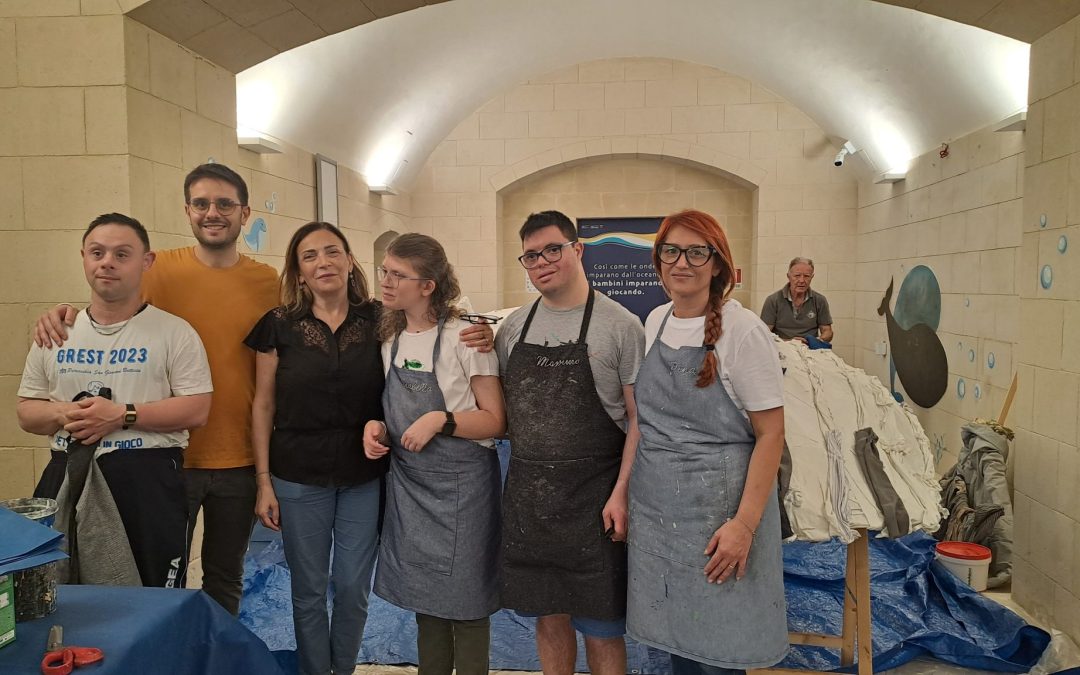 “Costruiamo insieme la Balena Giuliana!” con il Maestro Santochirico e i ragazzi del laboratorio “Oltre l’Arte”: bimbi accolti al Museo Ridola di Matera come se fossero a casa